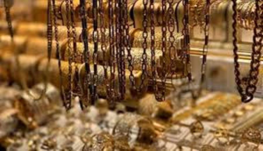 ریزش قیمت طلا، خریداران هیجانی را نقره داغ کرد